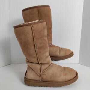 UGG Australia Women's Genuine Leather Boots Size US 5 High